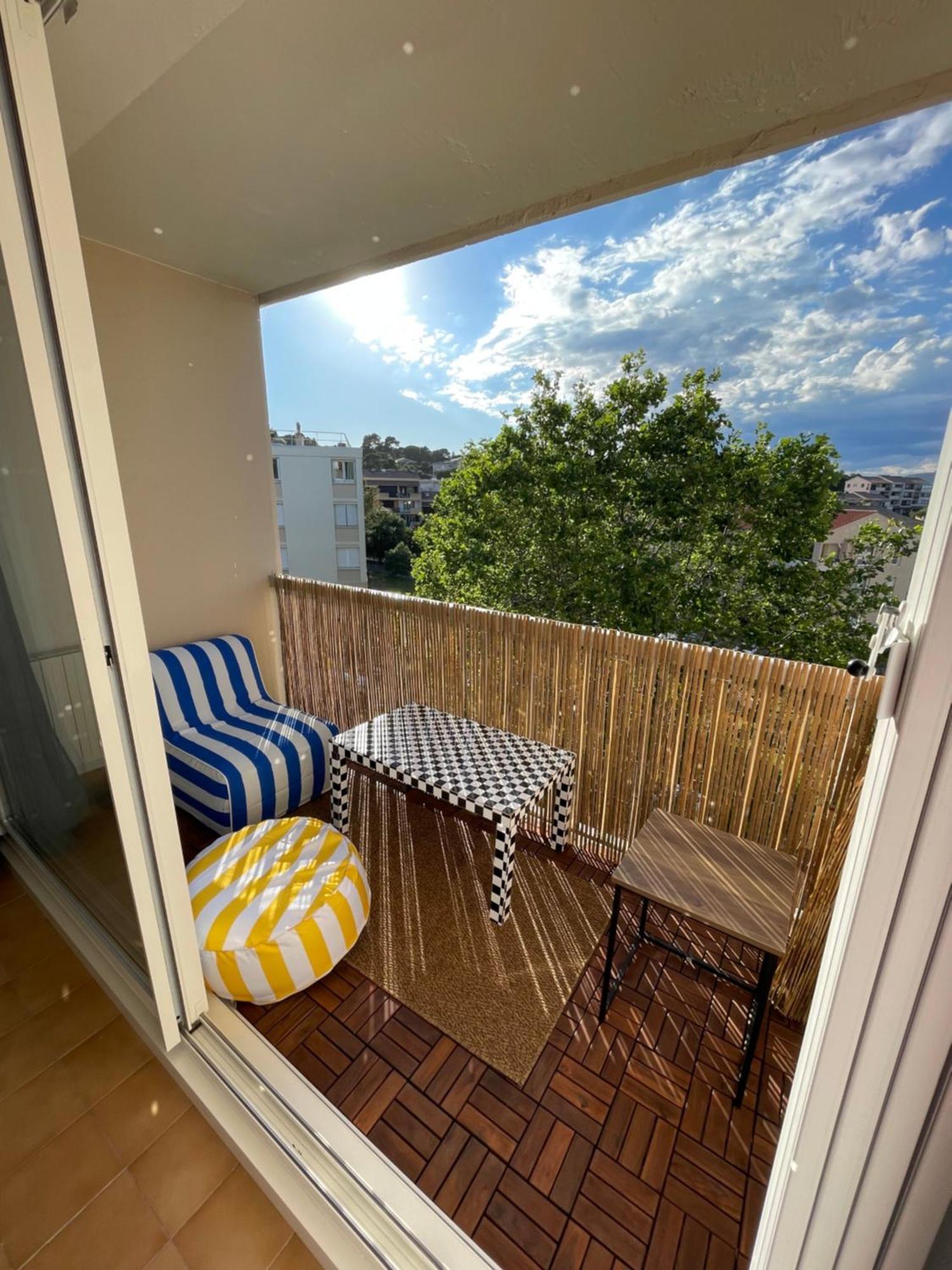 Superbe Duplex Refait A Neuf ! Lägenhet Hyères Exteriör bild